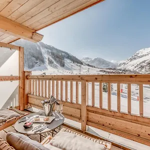 Le Yule & Hotel